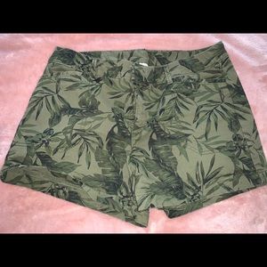 Old navy print shorts